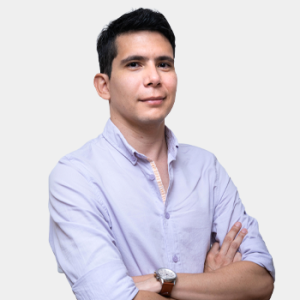 Fotografía frontal del profesor Adrian Alzate Garcia