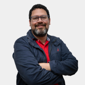 Front photograph of Professor Andres Mauricio Lotero
