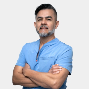 Front photograph of Professor Carlos Alberto Garcia