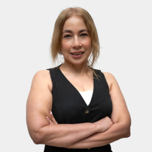 Fotografía frontal de la profesora Hebenly Celis