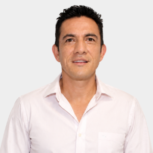 Fotografía frontal del profesor Henrry Arguello Fuentes