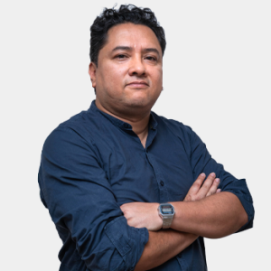 Fotografía frontal del profesor Hernando Andres Pulido Londoño