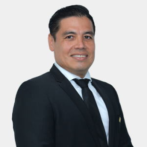 fotografía frontal del profesor Hernando Guerrero Amaya