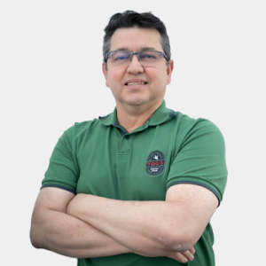 Fotografía frontal del profesor Javier Parra