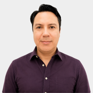 Fotografía frontal del profesor John William Capacho