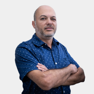 Fotografía frontal del profesor Jorge Hernan Quintero