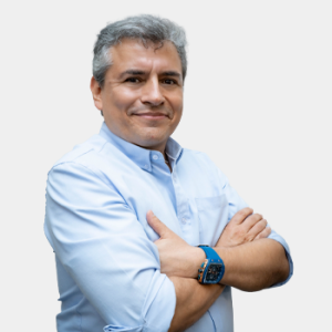 Fotografía frontal del profesor Jose Arturo Gutierrez