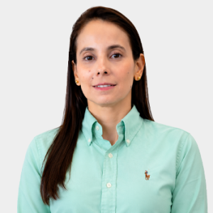 Fotografía frontal de la profesora Laura Galvis
