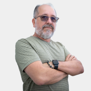 Front photograph of Professor Rafael Cabanzo Hernandez