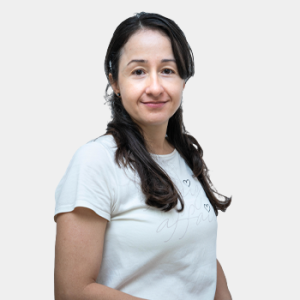 Fotografía frontal de la profesora Veronica Garcia Rojas